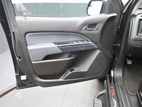 Used 2021 Chevrolet Colorado Z71 w/ LPO, Tonneau and Step Package image 12