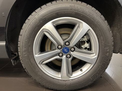 Certified 2022 Ford Edge SEL w/ Convenience Package image 7