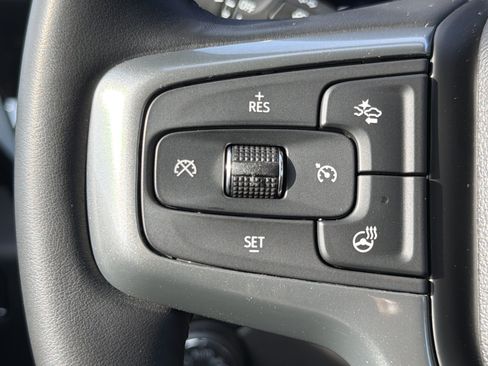 Used 2024 Chevrolet Silverado 1500 LT AWD/4WD image 29