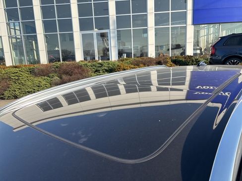 New 2026 Volvo XC90 B6 Plus w/ Protection Package Premier AWD/4WD image 12