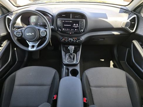 Certified 2024 Kia Soul LX w/ Option Group 015 FWD image 17