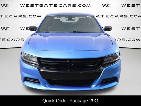 Used 2019 Dodge Charger SXT w/ Blacktop Package RWD image 2