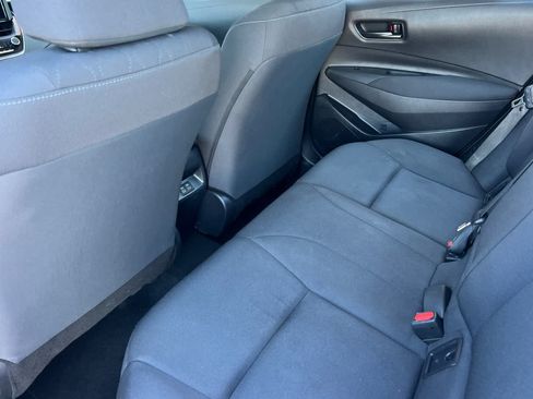 Used 2023 Toyota Corolla LE FWD image 4