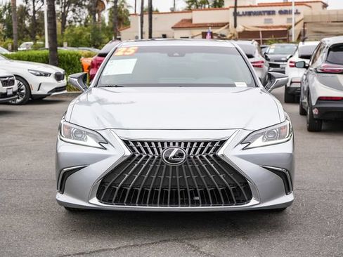 Used 2025 Lexus ES 350 w/ Accessory Package (Z2) FWD image 2