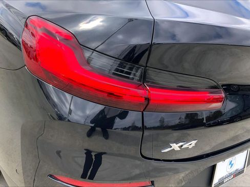 Used 2024 BMW X4 xDrive30i image 29
