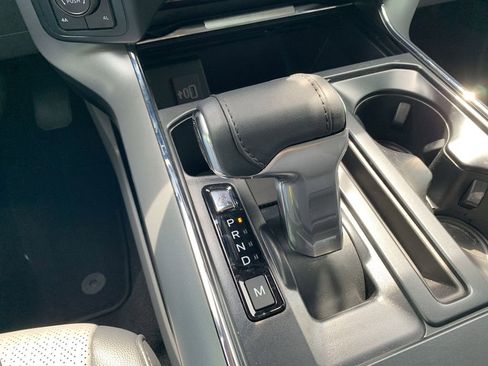 Used 2025 Ford F150 Lariat w/ Equipment Group 501A Mid image 21