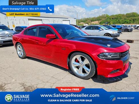 Used 2015 Dodge Charger R/T RWD image 5