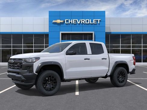 New 2026 Chevrolet Colorado Trail Boss AWD/4WD image 2
