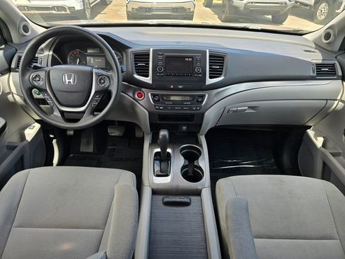 Used 2016 Honda Pilot LX image 5
