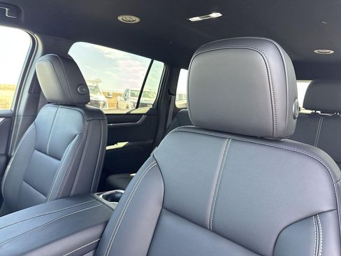 New 2027 GMC Acadia Elevation w/ Elevation Premium Package FWD image 22