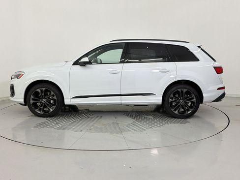 Used 2025 Audi Q7 3.0T Premium Plus AWD/4WD image 2