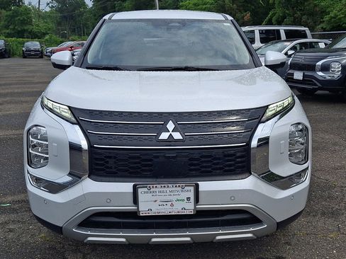 Used 2024 Mitsubishi Outlander SE AWD/4WD image 8