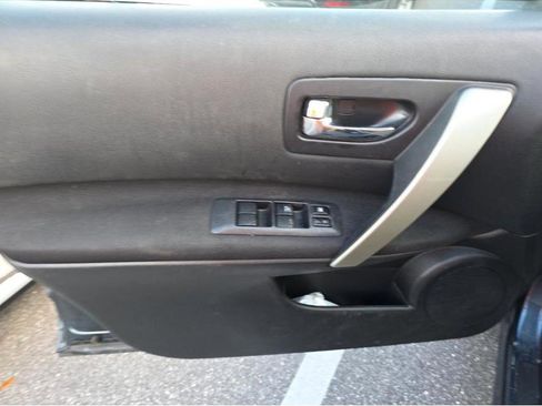 Used 2014 Nissan Rogue S w/ Convenience Package image 11