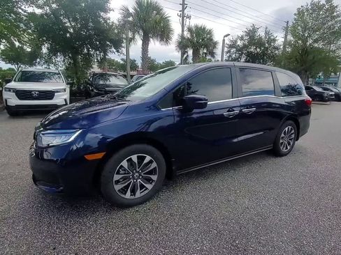 Used 2023 Honda Odyssey EX-L image 4