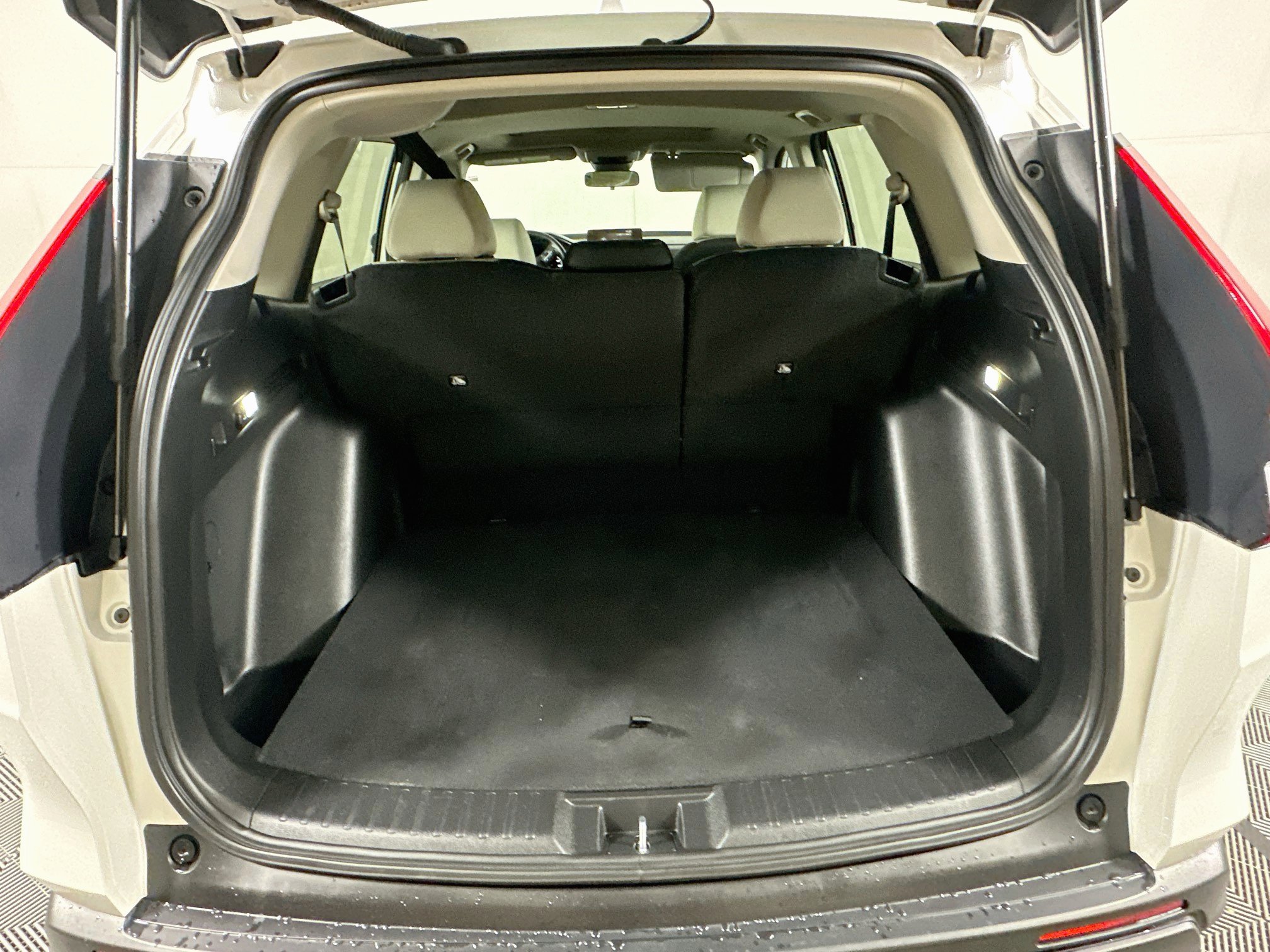 Used 2024 Honda CR-V EX image 28