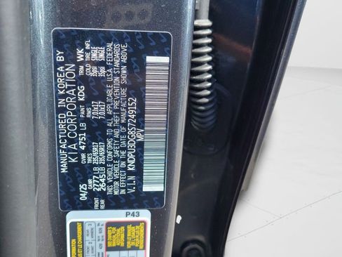 Used 2025 Kia Sportage LX image 26