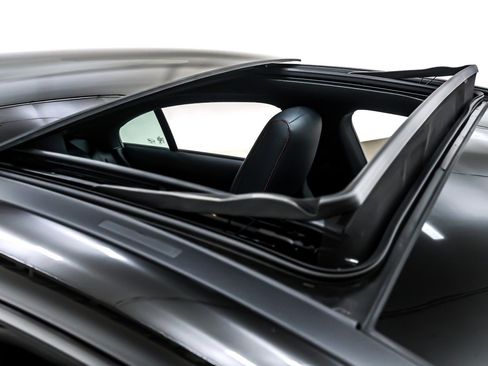 Used 2023 Mercedes-Benz CLA 250 image 23