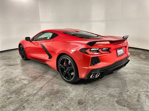 Certified 2021 Chevrolet Corvette Stingray Preferred Cpe w/ Z51 Performance Package image 6