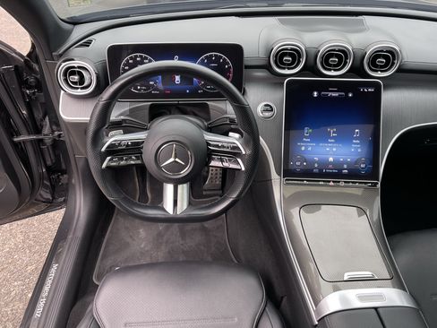 Used 2022 Mercedes-Benz C 300 4MATIC Sedan image 12