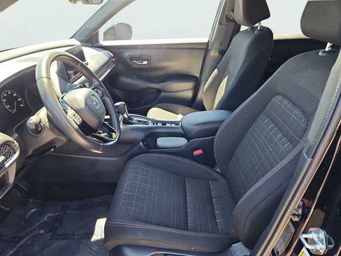 Certified 2024 Honda HR-V Sport image 28