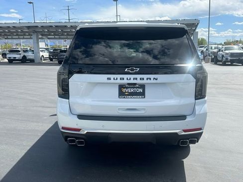 New 2026 Chevrolet Suburban High Country AWD/4WD image 23