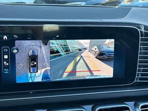 New 2026 Mercedes-Benz GLS 450 4MATIC image 16
