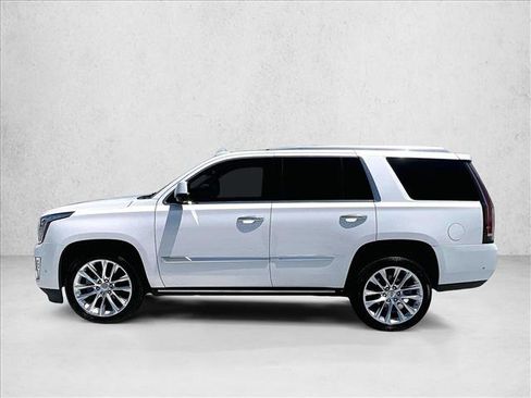 Used 2019 Cadillac Escalade Premium Luxury RWD image 6