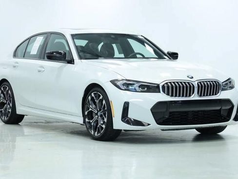Used 2025 BMW 330i Sedan w/ M Sport Package RWD image 3