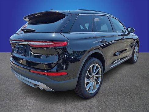 New 2025 Lincoln Corsair Premiere w/ Equipment Group 101A image 3