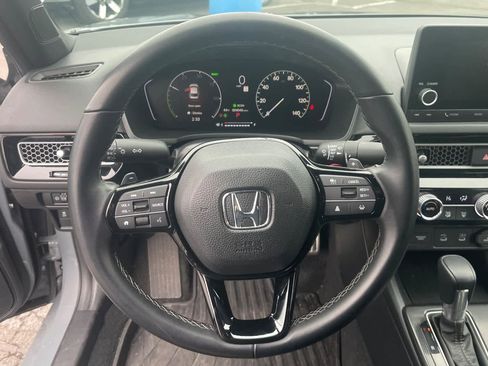 Used 2025 Honda Civic Sport image 14