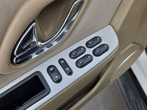 Used 2006 Mercury Mariner Convenience image 11