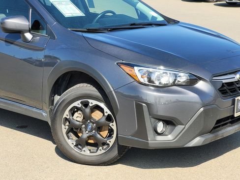 Used 2023 Subaru Crosstrek 2.0i Premium AWD/4WD image 3