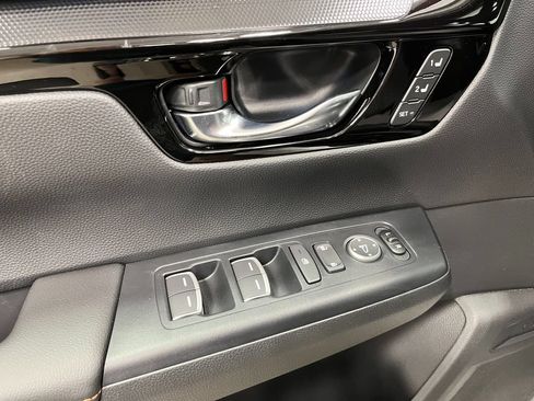 Certified 2026 Honda CR-V Sport Touring image 18