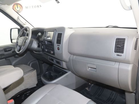 Used 2021 Nissan NV 1500 SV image 35