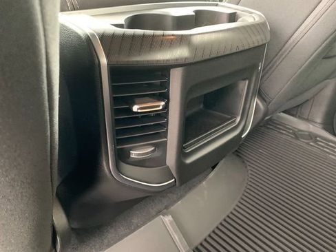 New 2026 RAM 1500 4x4 Crew Cab image 15