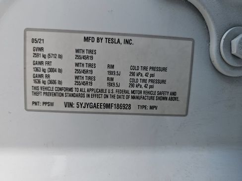 Used 2021 Tesla Model Y Long Range AWD/4WD image 33