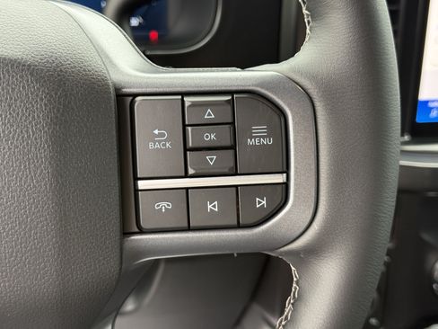 New 2026 Ford F250 Lariat w/ FX4 Off-Road Package AWD/4WD image 25