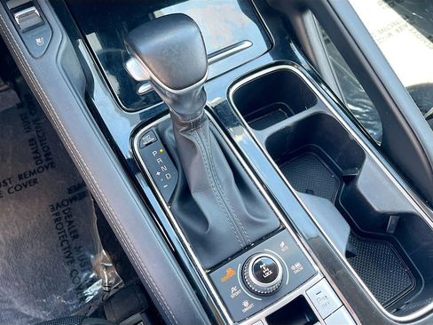 Used 2022 Kia Telluride EX w/ EX Premium Package AWD/4WD image 17