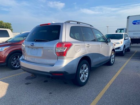 Used 2016 Subaru Forester 2.5i Premium w/ All-Weather Package AWD/4WD image 9
