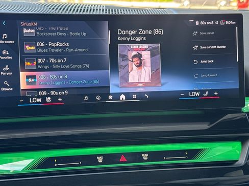 Used 2024 BMW i5 eDrive40i w/ Premium Package RWD image 24