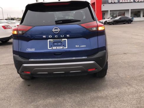 Used 2023 Nissan Rogue SL w/ SL Premium Package image 7