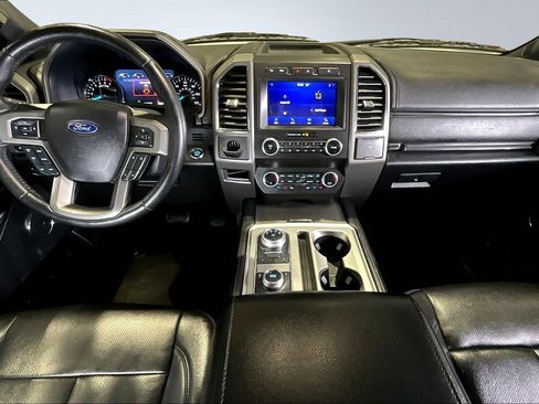 Used 2021 Ford Expedition XLT image 7