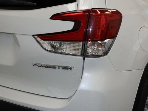 Used 2021 Subaru Forester AWD/4WD image 14