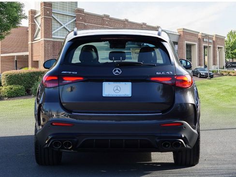 New 2026 Mercedes-Benz GLC 43 AMG 4MATIC image 5