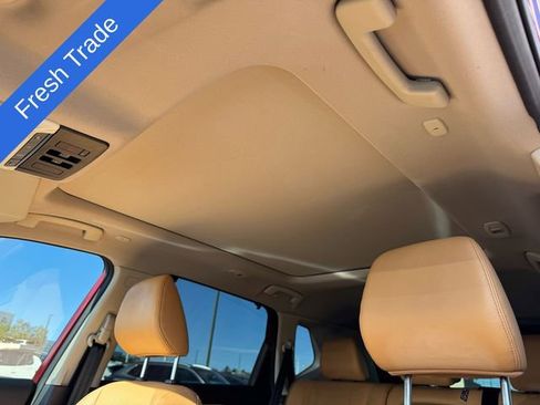 Used 2022 Nissan Rogue Platinum w/ Head-Up Display Package image 10