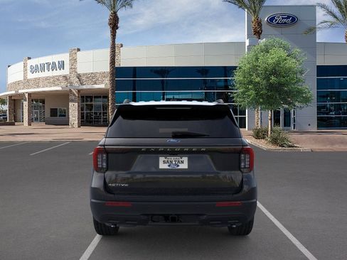 Used 2026 Ford Explorer Active RWD image 5