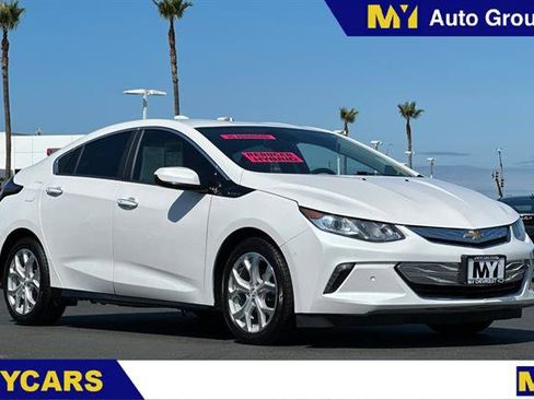 Used 2018 Chevrolet Volt Premier w/ Driver Confidence Package image 1