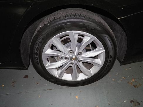 Used 2024 Chevrolet Malibu LT FWD image 7