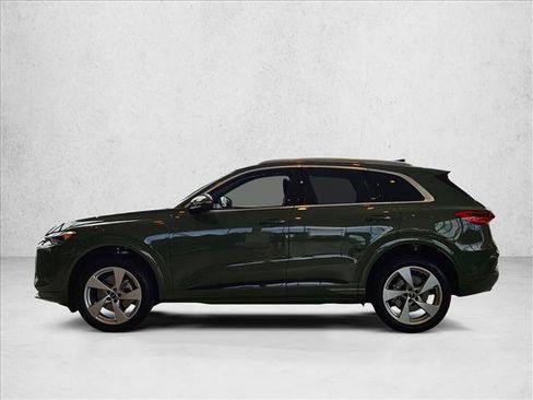 Certified 2025 Audi Q5 Premium Plus w/ Premium Plus AWD/4WD image 8
