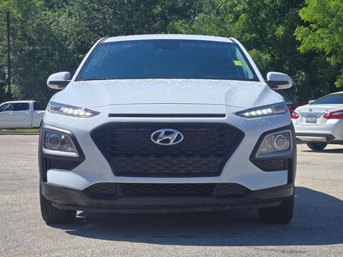 Used 2021 Hyundai Kona SE w/ Cargo Package FWD image 3